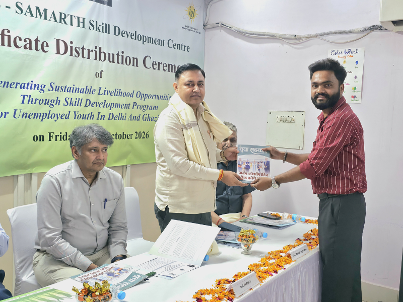 certificate-distribution-ceremony-12
