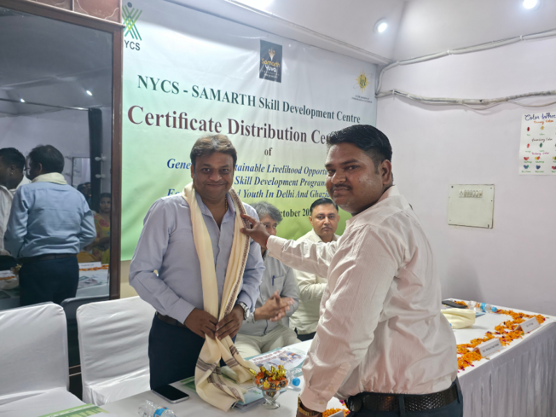 certificate-distribution-ceremony-13