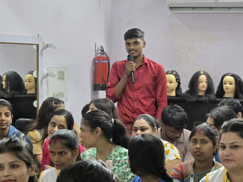 certificate-distribution-ceremony-15